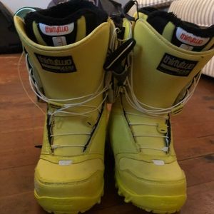 Women’s DC Snowboarding Boots